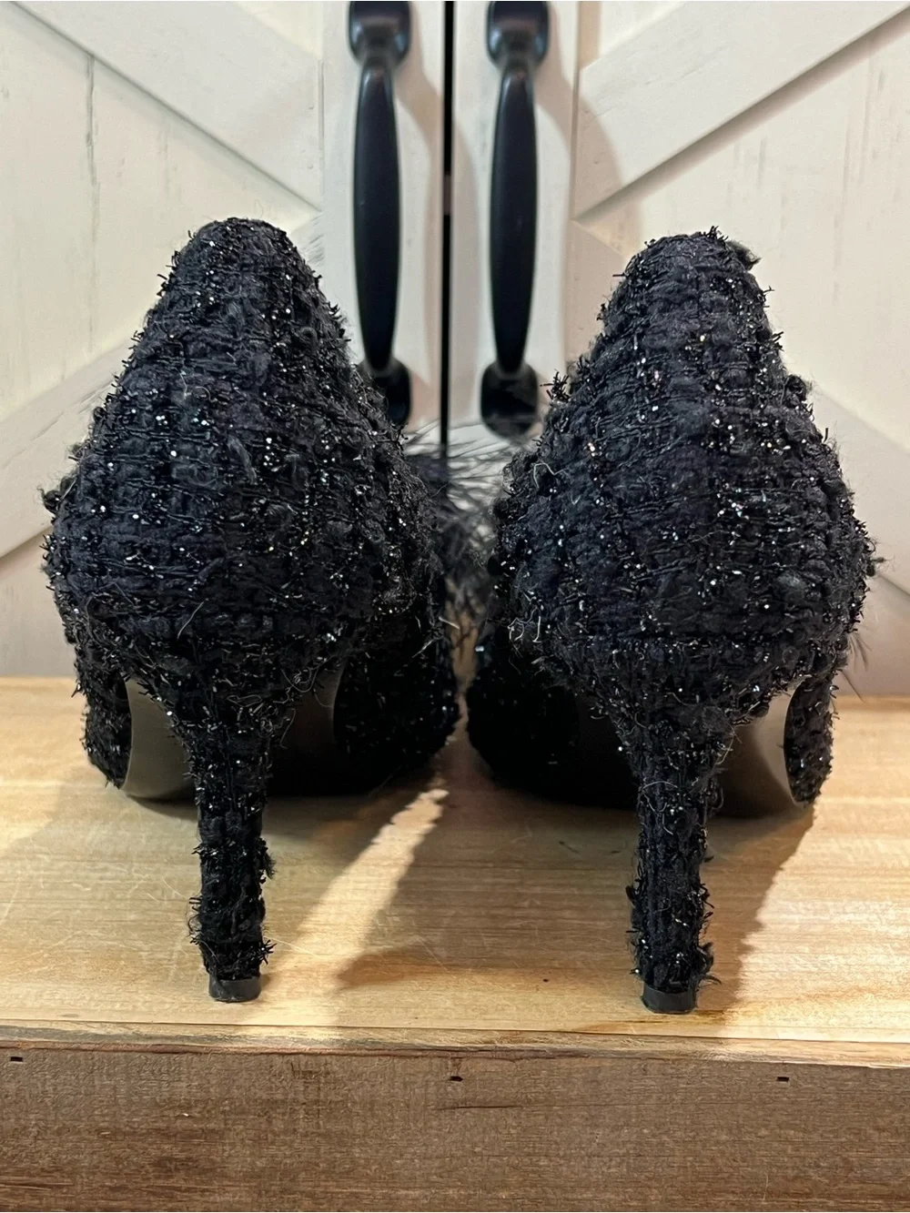 Kate Spade New York Marabou Black Tweed Feather Pom Pom Pumps Heels Size 9